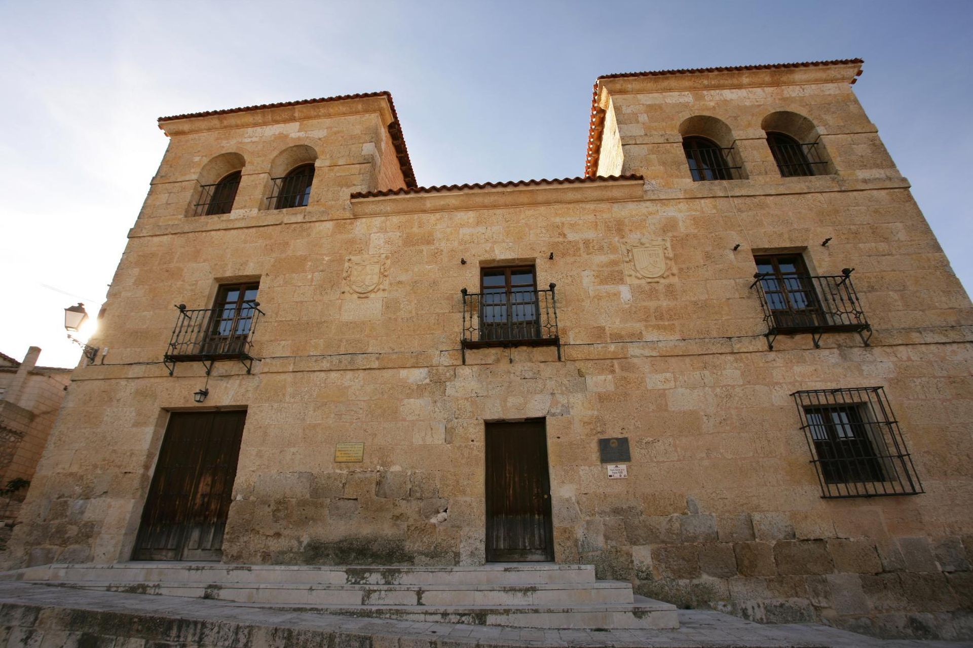 PALACIO DE LOS GUZMANES